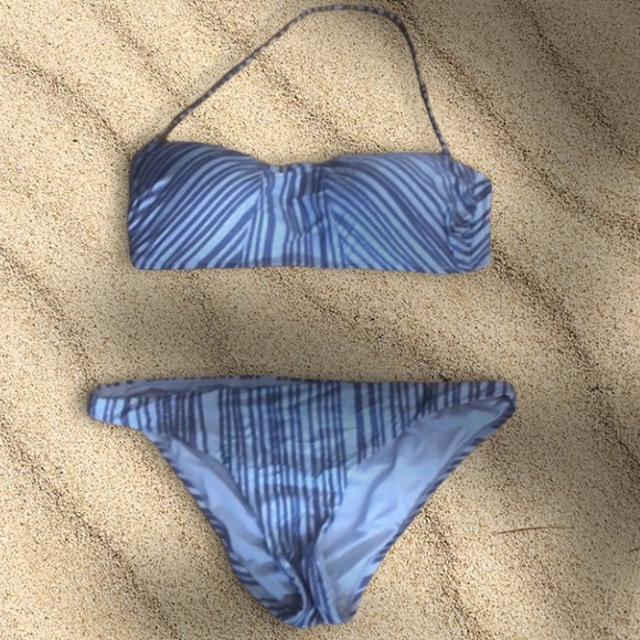 BCBG bikini - Picture 2 of 11